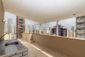 Image 8 - 863627