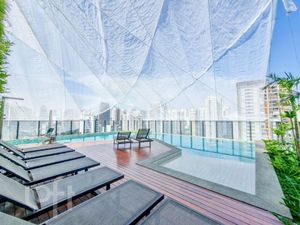 Image 8 - 863633