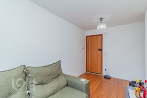 Image 1 - 863676