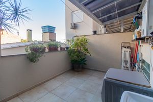 Image 34 - 863696