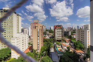 Image 4 - 863702