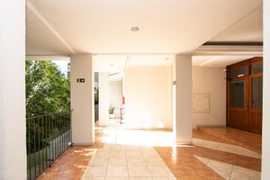 Image 36 - 863719