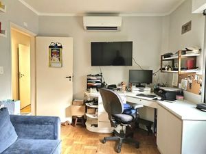 Image 22 - 863736