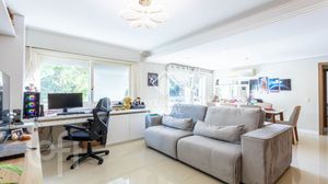 Image 4 - 863744