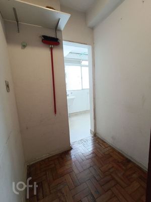 Image 7 - 863758