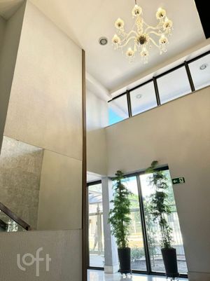 Image 21 - 863798