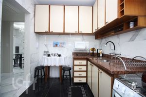 Image 8 - 863803