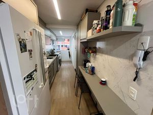 Image 10 - 863808