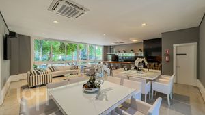 Image 38 - 863846