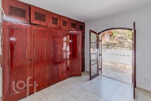 Image 37 - 863849