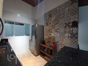 Image 5 - 863857