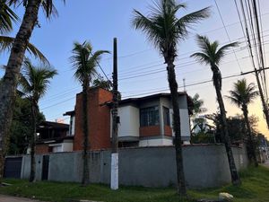 Image 15 - 863865