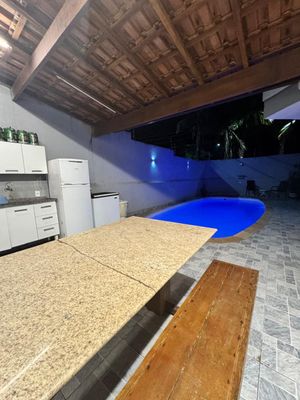 Image 13 - 863865