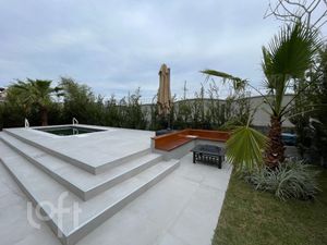 Image 19 - 863867