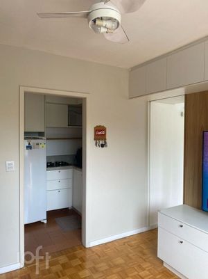 Image 9 - 863896