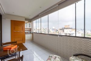Image 10 - 863908