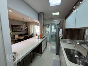 Image 11 - 863929
