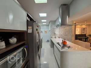 Image 10 - 863929