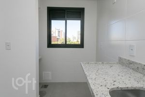 Image 32 - 863930