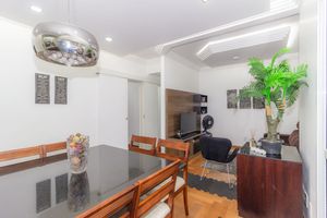 Image 8 - 863944