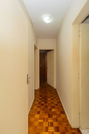 Image 6 - 863981