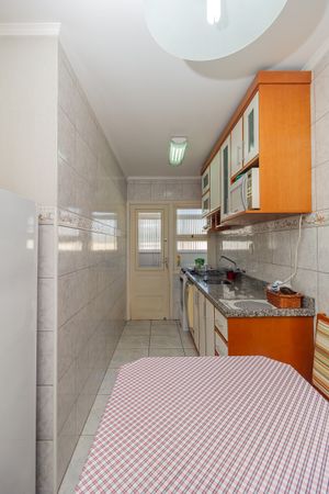 Image 22 - 863981