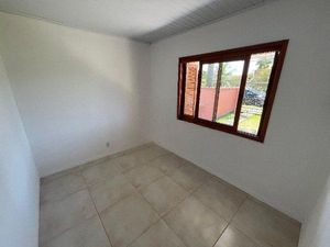 Image 6 - 863997