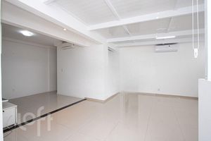 Image 10 - 864043