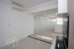Image 1 - 864043
