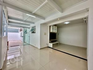 Image 8 - 864043