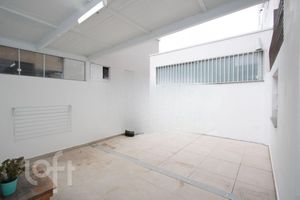 Image 21 - 864043
