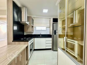 Image 21 - 864043