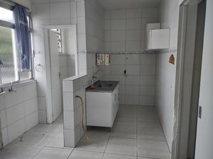 Image 7 - 864055