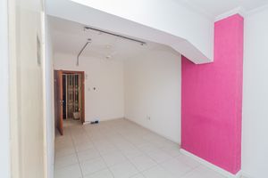 Image 3 - 864060
