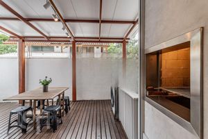 Image 6 - 864067