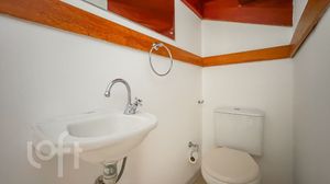 Image 4 - 864069