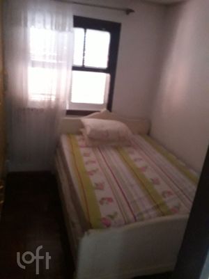 Image 9 - 864072