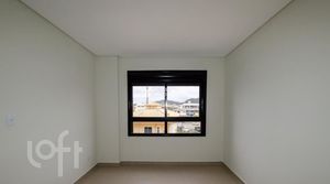 Image 8 - 864104