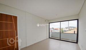 Image 10 - 864104