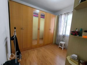 Image 9 - 864105