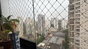 Image 4 - 864107