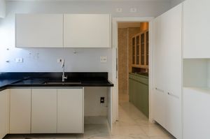 Image 66 - 864112