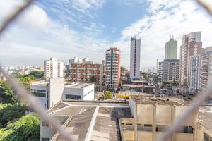 Image 18 - 864114