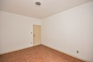 Image 3 - 864121