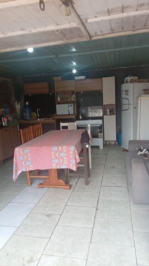 Image 5 - 864124