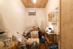 Image 24 - 864168