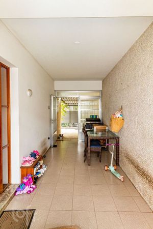 Image 6 - 864201