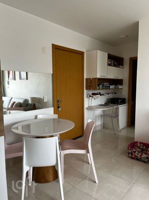 Image 8 - 864229