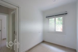 Image 10 - 864309
