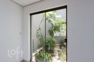 Image 21 - 864309